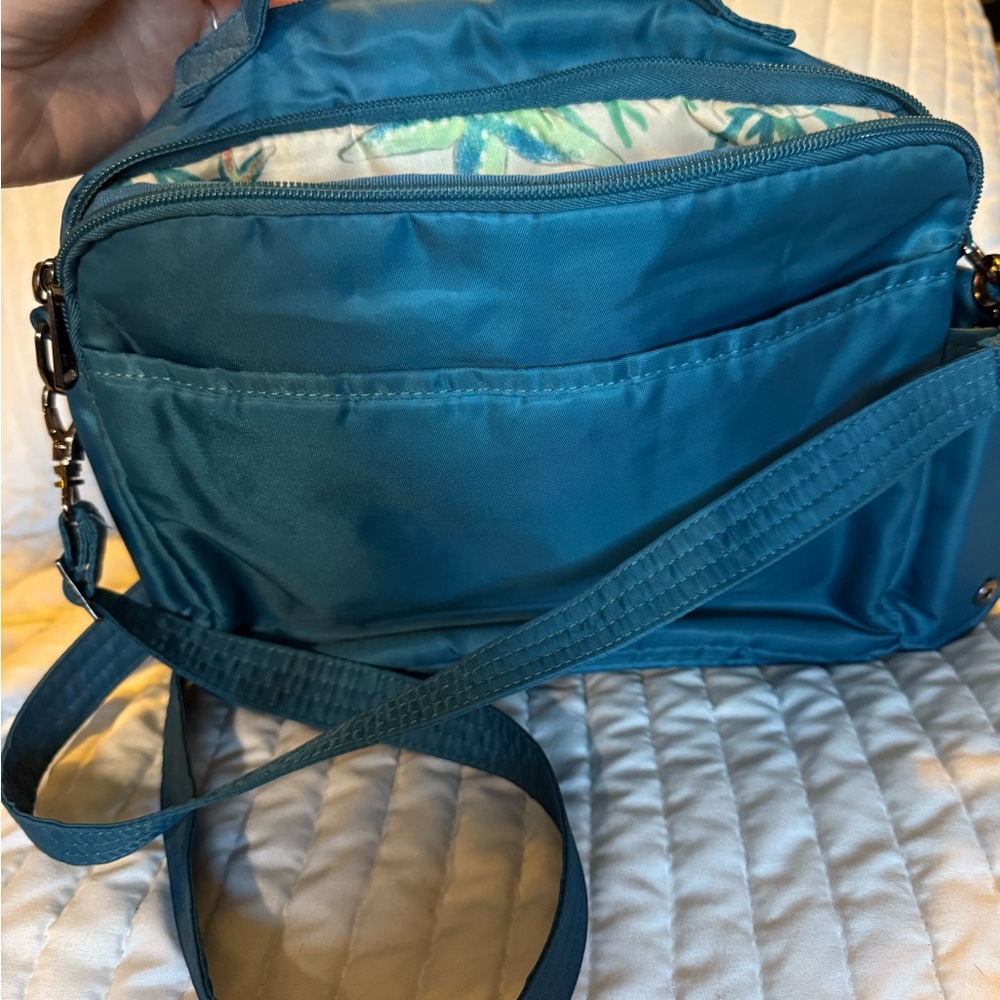 Lug Teal Quilted Navigator Crossbody Bag - Picture 10 of 10